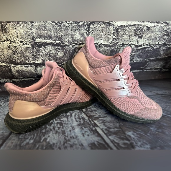 adidas Shoes - Adidas Women’s Ultraboost 5.0 DNA in Shift Pink